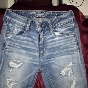 Size 6 American Eagle jeans!